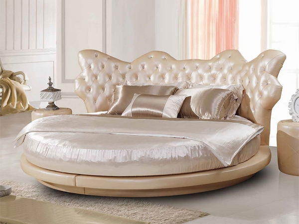 Top-15-Luxury-Beds-for-Bedroom-26